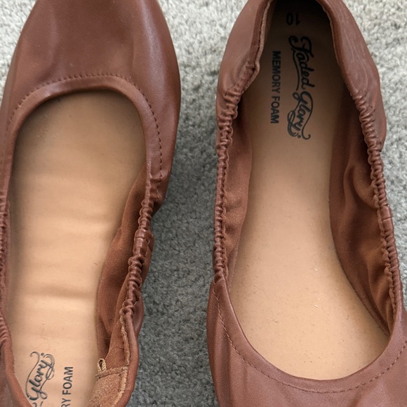 Faded Glory Tan Ballet Flats - Picture 2 of 6